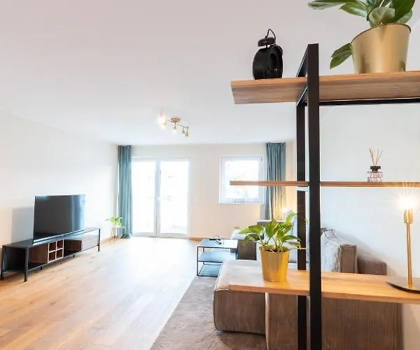 -Zentrale Wohnung-Balkon-Desingerkueche-
